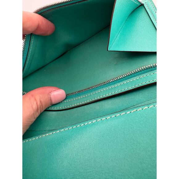 Hermès Bearn Wallet in Vert Turquoise Epsom Leather with Palladium Hardware - Picture 5 of 6